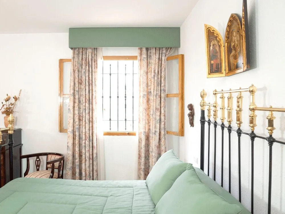 Villa With 5 Bedrooms in La Guardia de Jaén, With Wonderful Mountain View, Private Pool, Enclosed Garden
