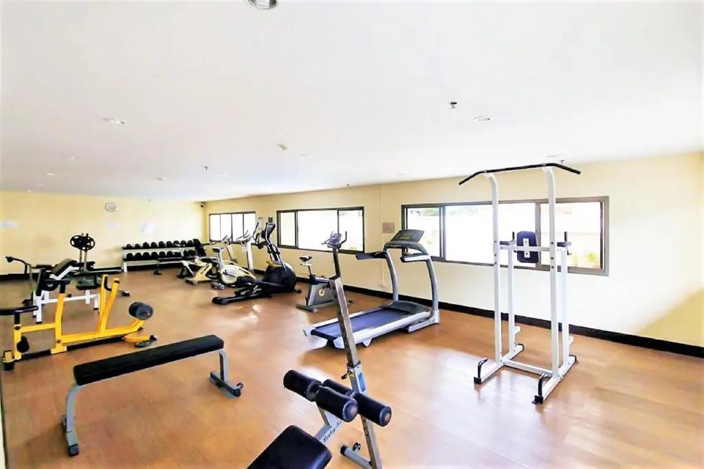 20th Floor 2-bed Condo With Stunning Views