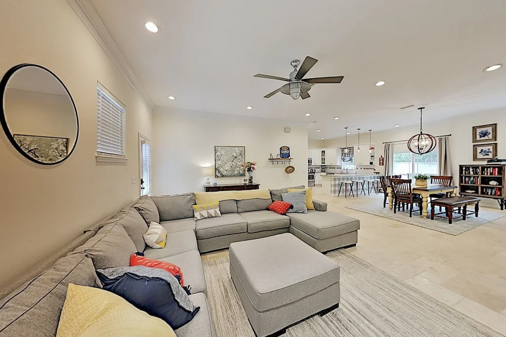 Peaceful Vilano Beach Getaway W/ Alfresco Dining 4 Bedroom Home