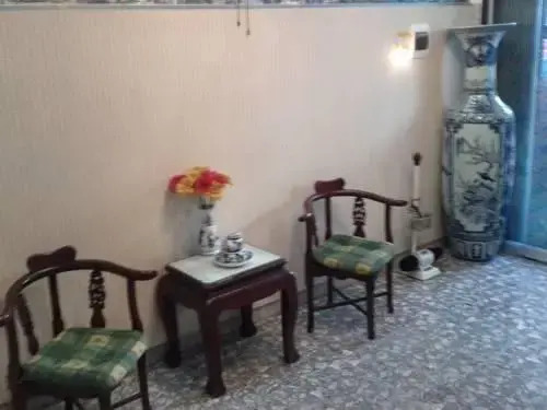 Eva Hotel