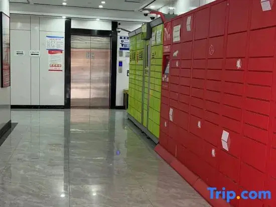 Luhang Apartment