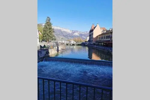Annecy; À 2 Pas Du Centre; Raclette; Joli Balcon; Cosy