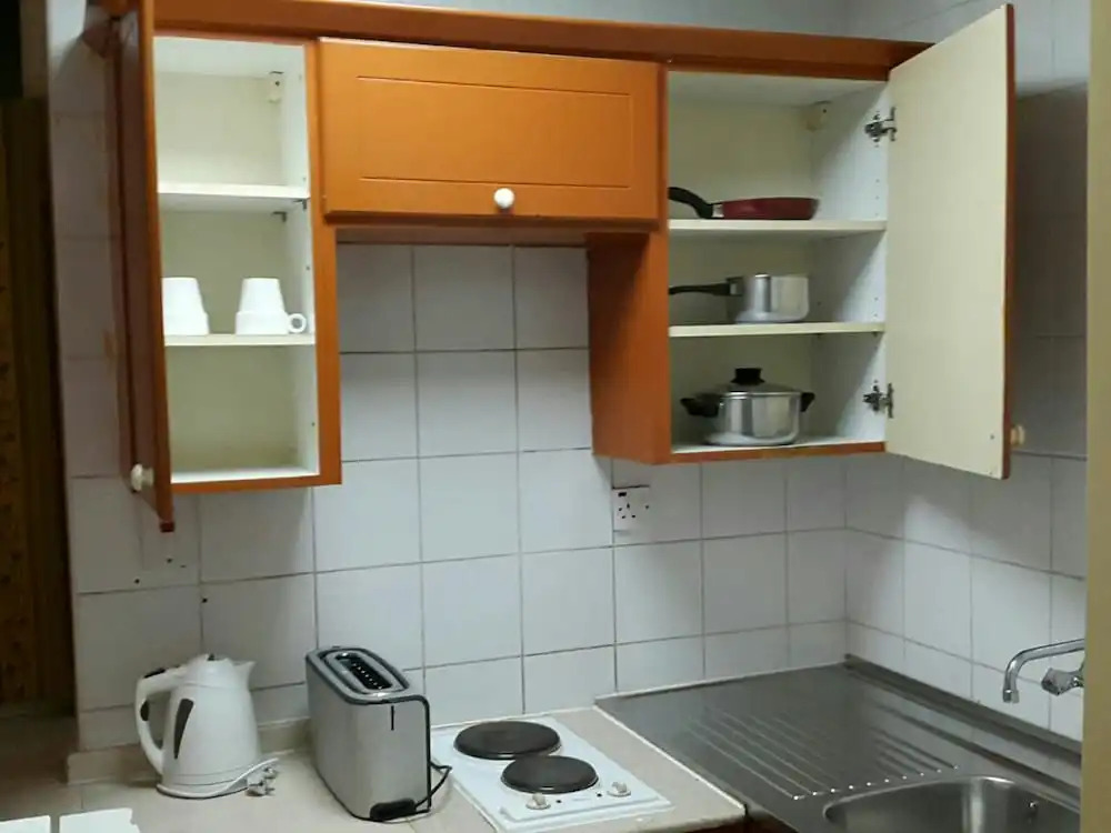 Al Raien Hotel Apartment