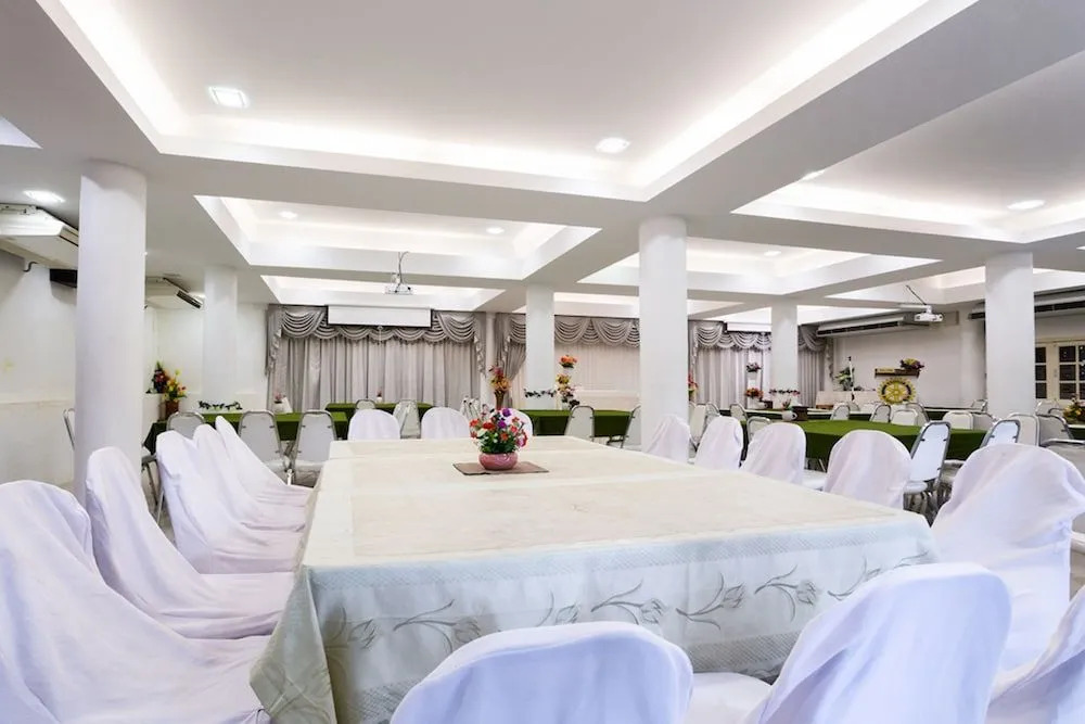 Baansuan Resort