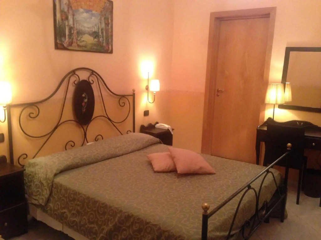 Hotel Degli Amici
