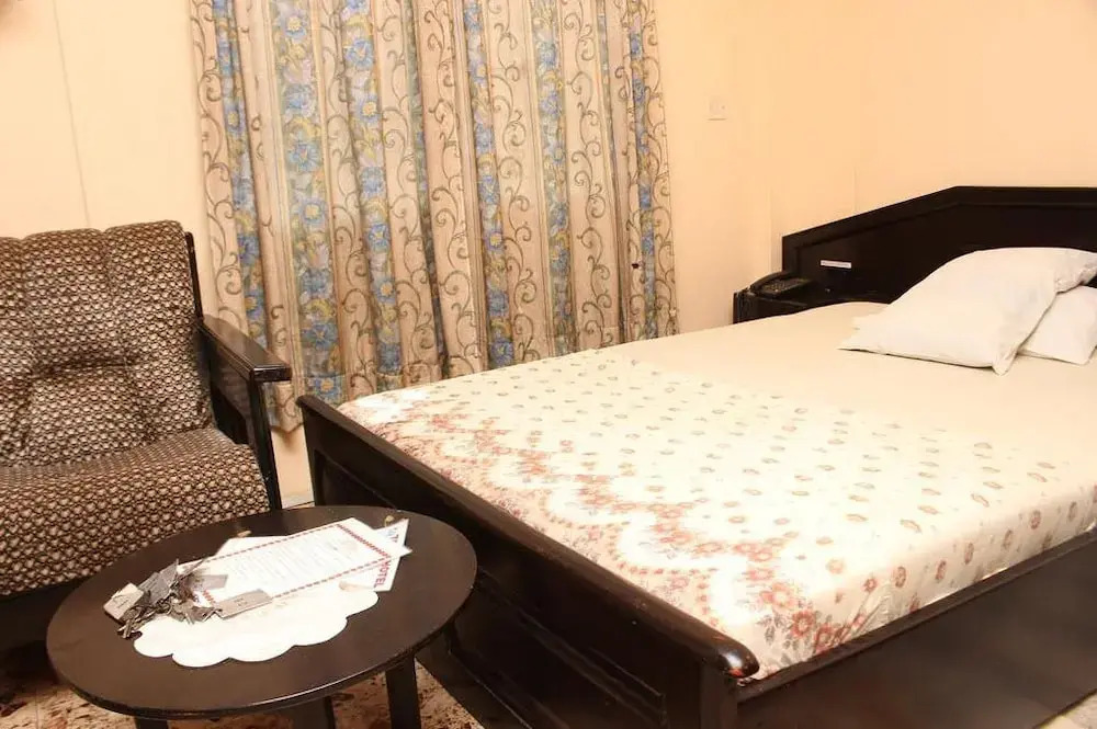 To Be Hotel
