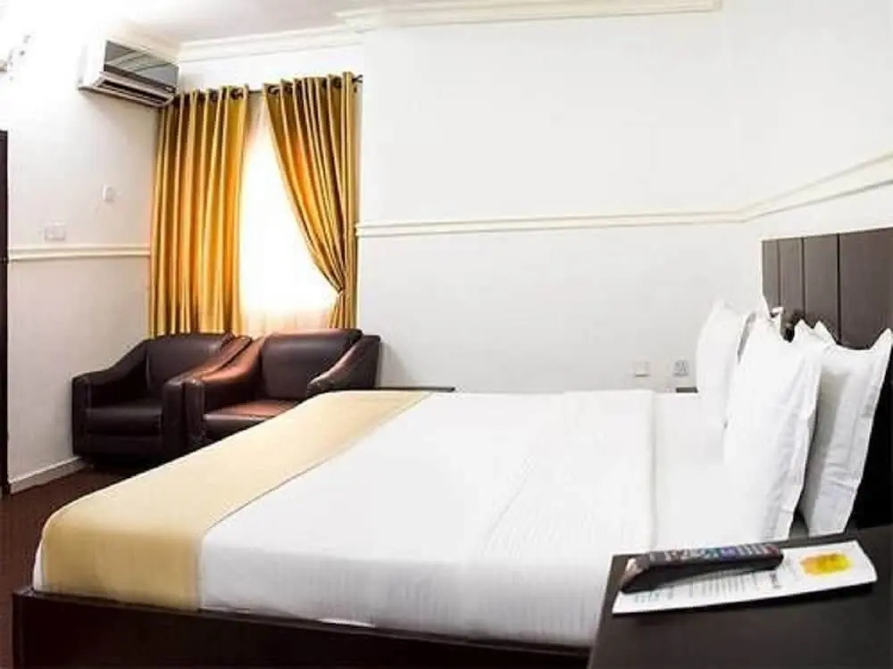 Bjorne Suites