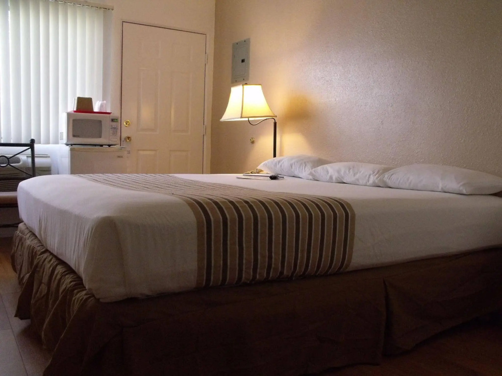 CCBC Resort Hotel - A Gay Mens Resort