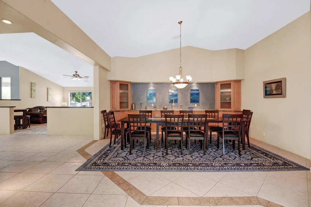 77545 Robin Road House 5 Bedrooms 5.5 Bathrooms Home