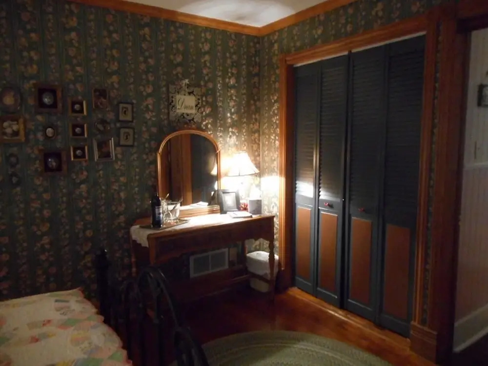 Applesauce Inn B&B