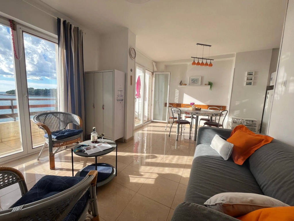 Apartment Marijana With a sea View