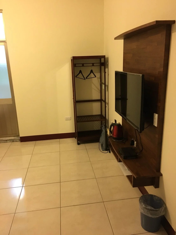 Lianhang Hostel