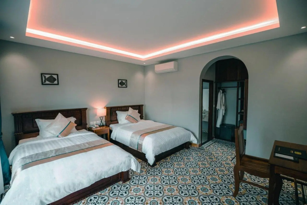 Sokchea Kampot Hotel