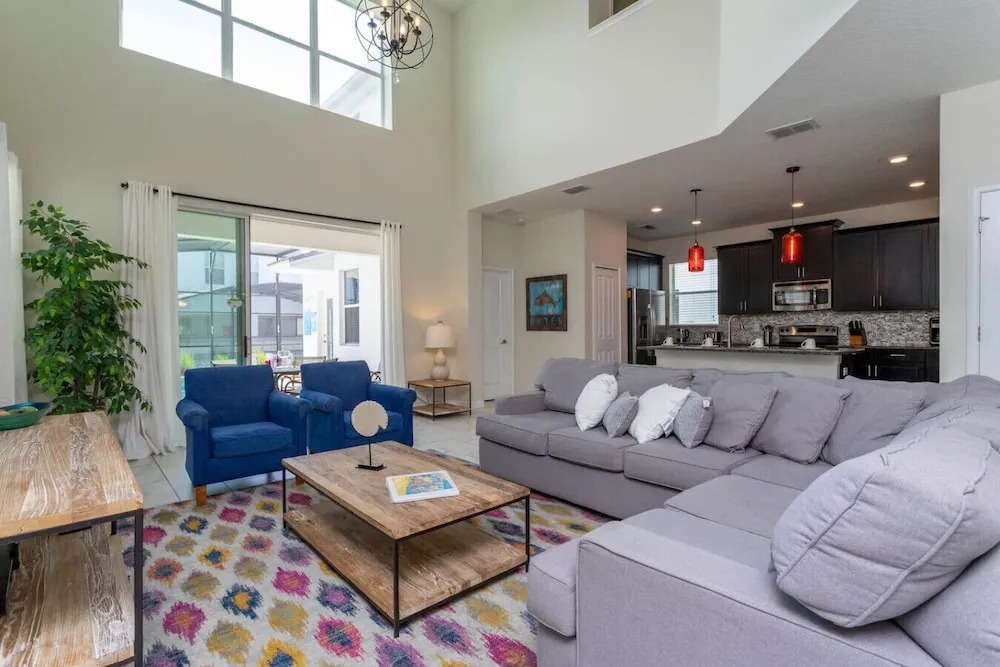 Modern 5BR Oasis Near Disney - Pvt Pool - 4712sl