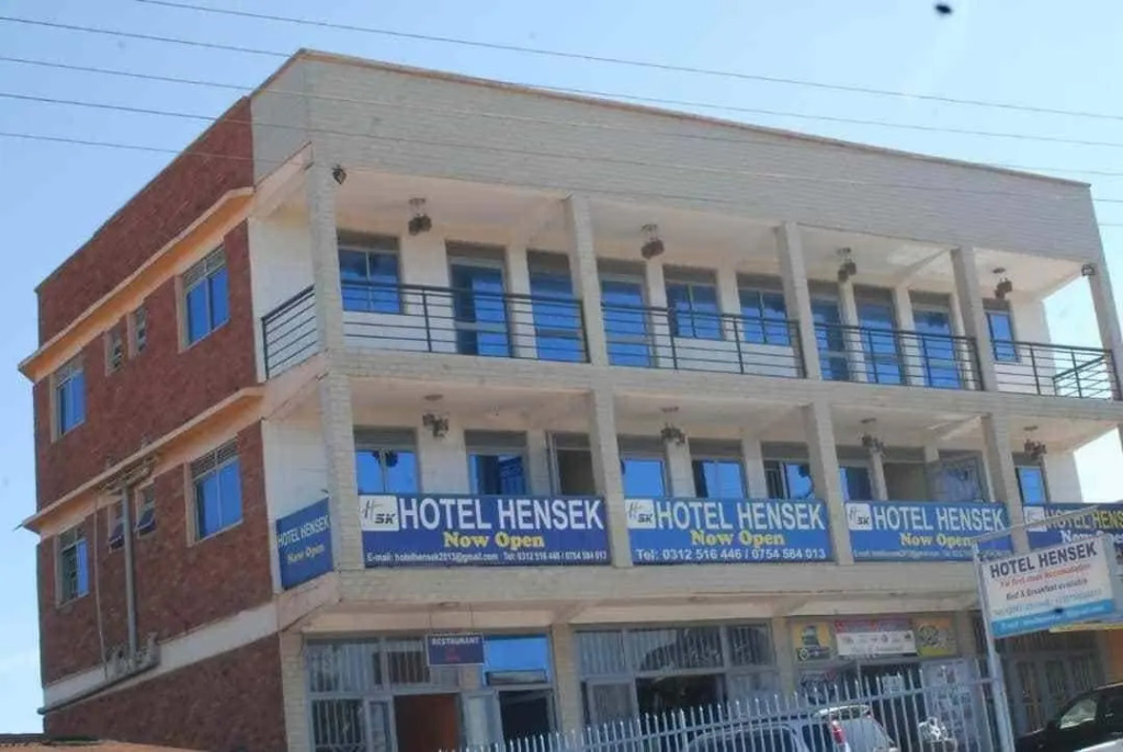 Hotel Hensek