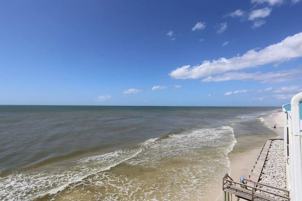 Beach Therapy on the Cape Apartment 3 Bedroom
