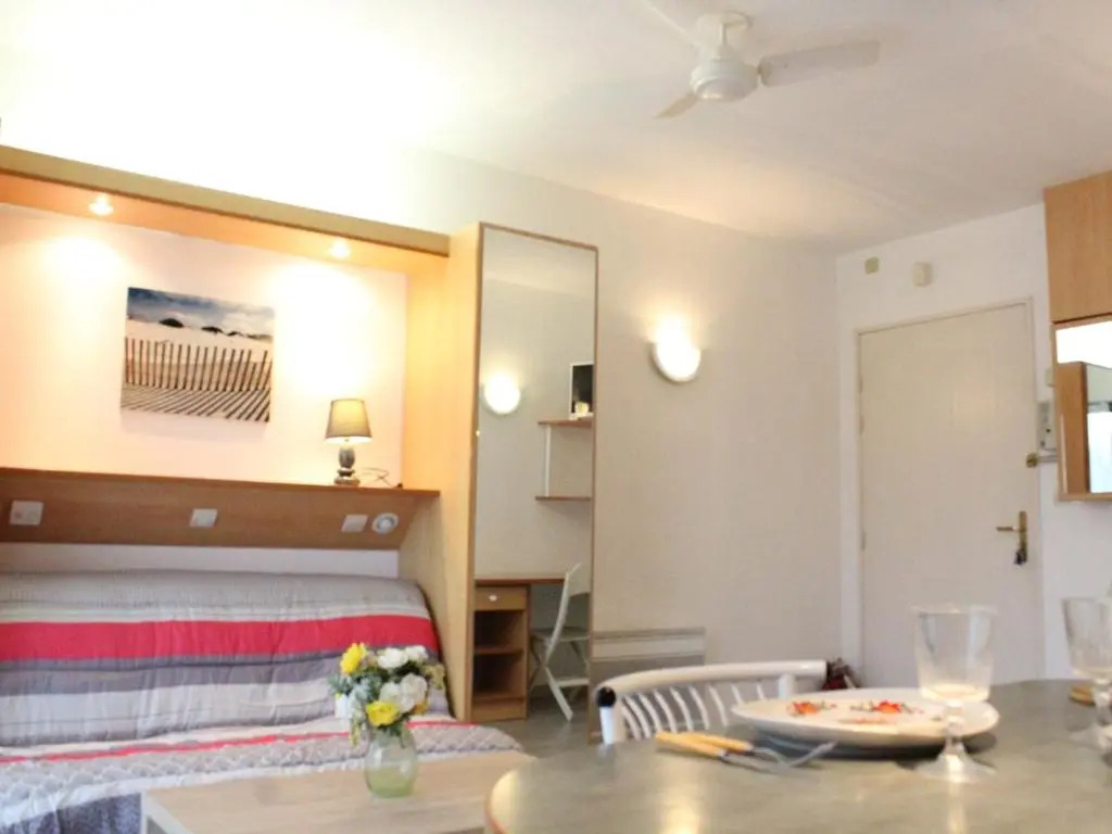 Appartement La Rochelle, 1 pièce, 2 personnes - FR-1-246-54