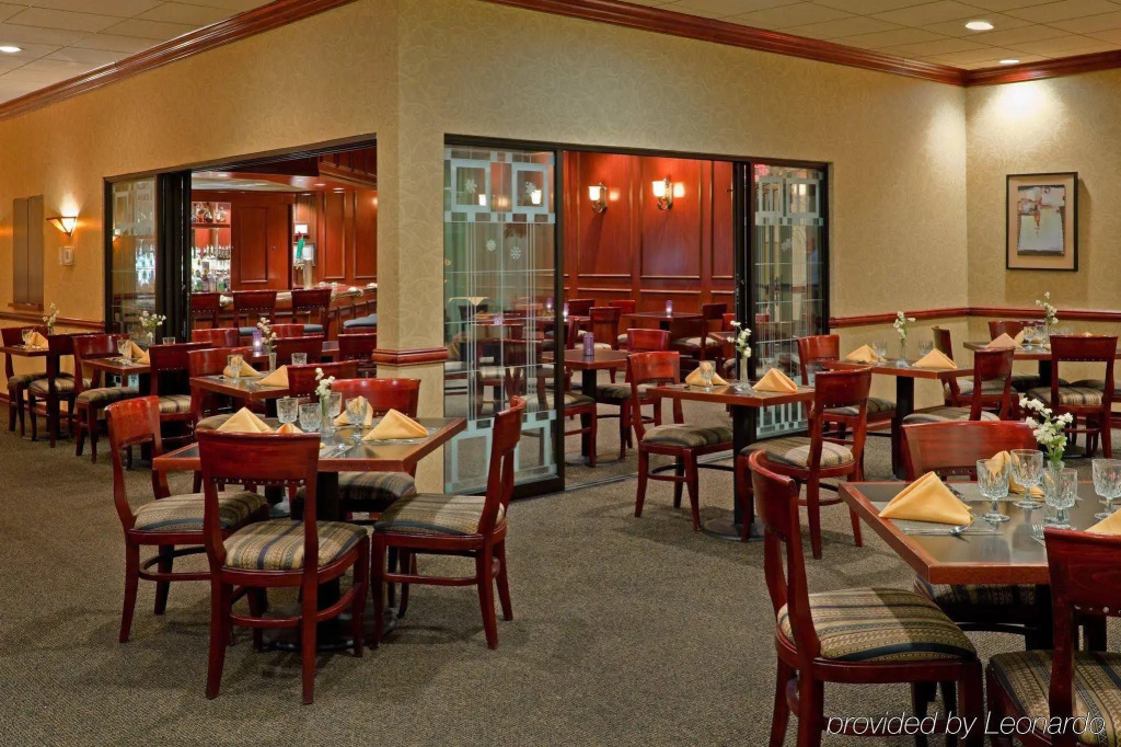 Holiday Inn East Windsor - Cranbury Area
