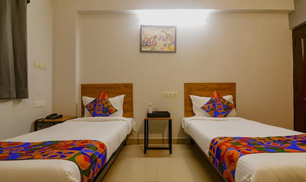 FabHotel Frenotel - Madhapur