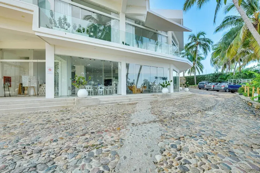 Puerto Vallarta Resort Condo, On-Site Beach Access