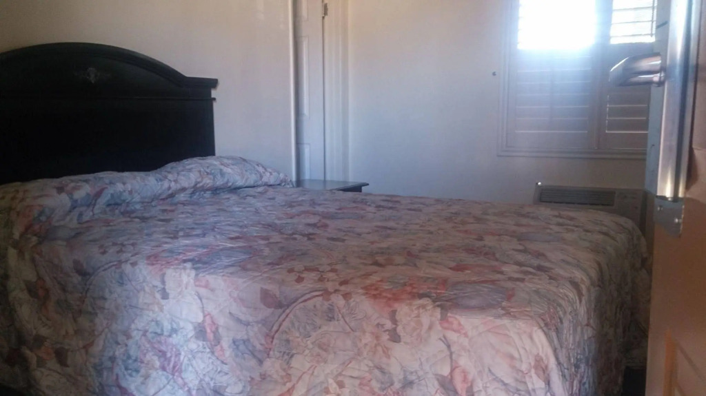 Budget Inn Motel