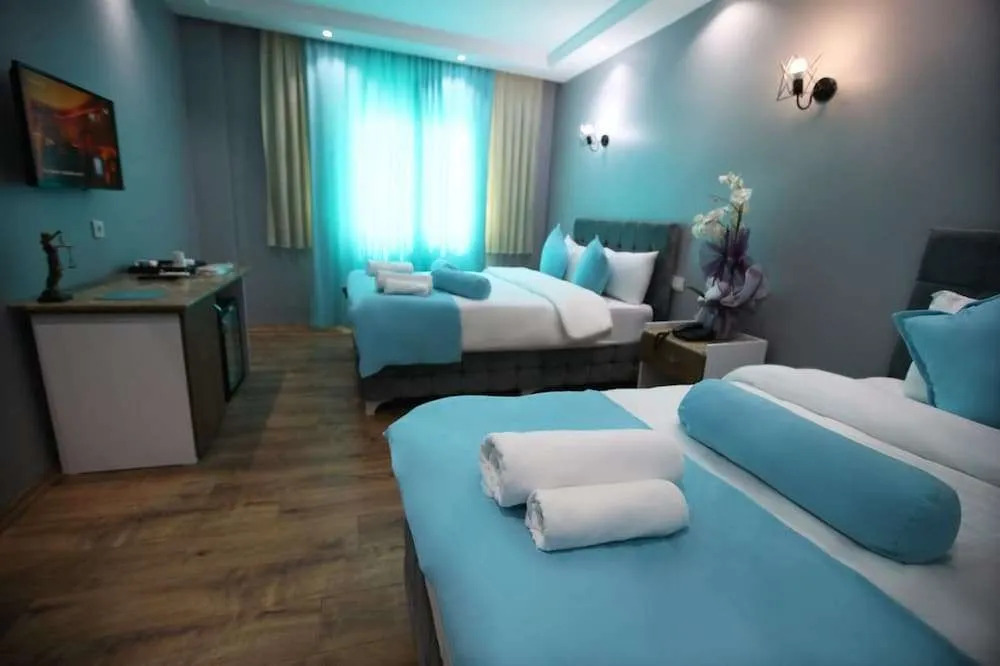 Grand Kum Boutique Hotel Restaurant