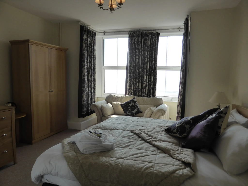 Bailey Ground Lodge