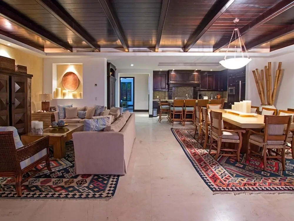 Sunny Vacation Condo 9