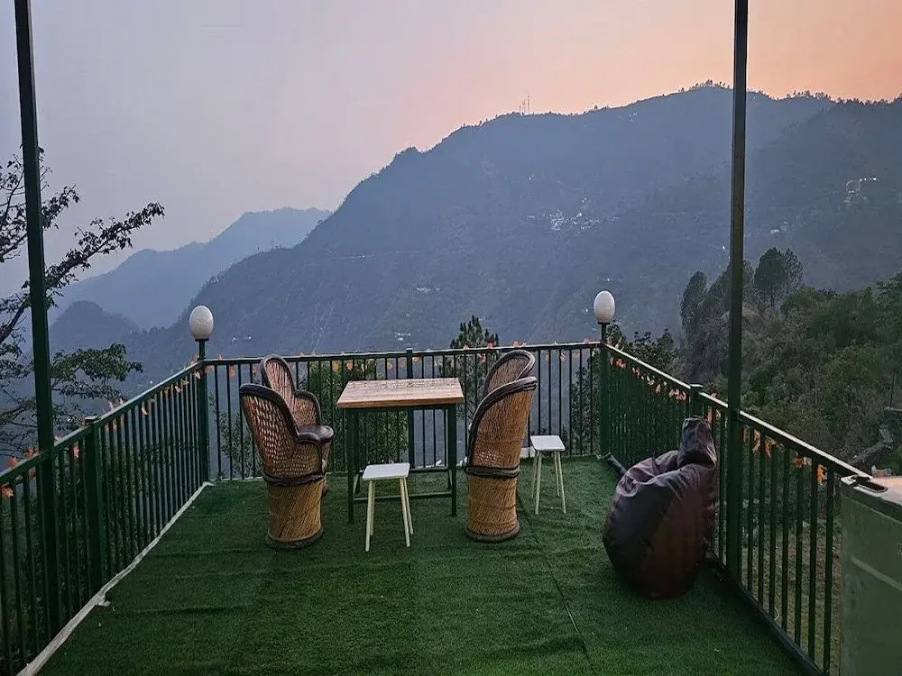 Bougainvilla Mountain Retreat Deluxe Cottages, near Bhimtal