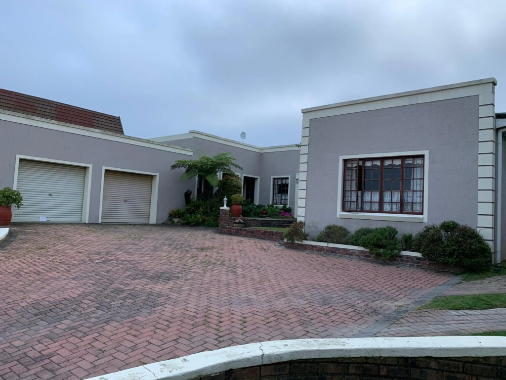 Green Pastures Guesthouse