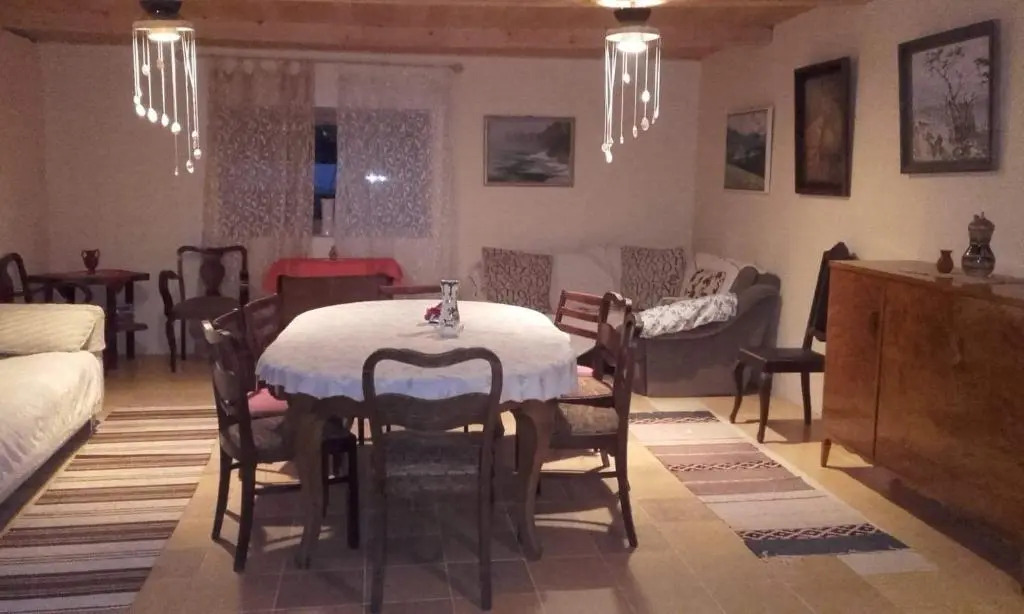 Ružēni Apartment