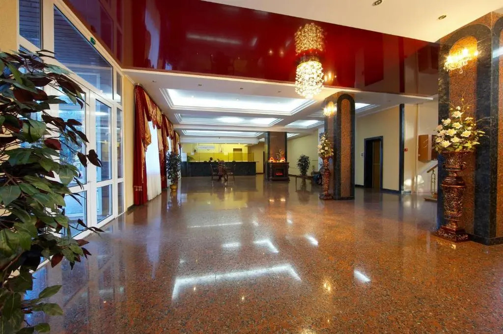 Dniprovski Zori
