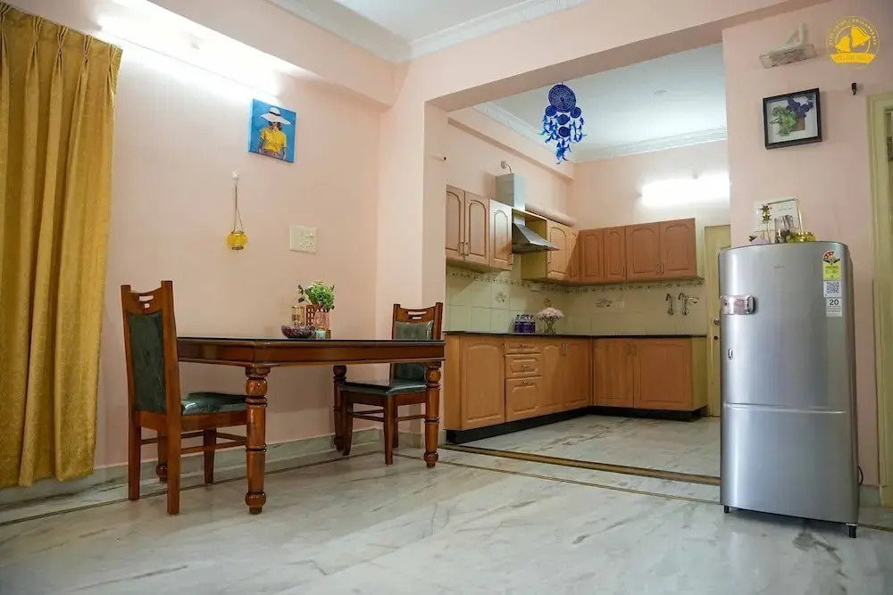 Yellow Bells Serviced Apartments Gachibowli