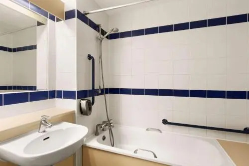 Travelodge Winchester Sutton Scotney A34 Southbound