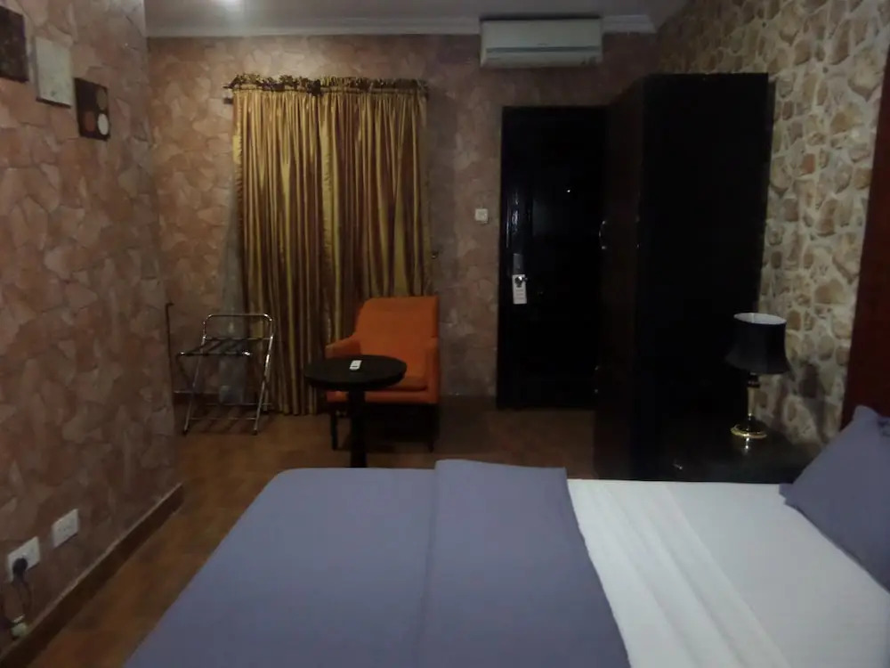 The Real Legacy Hotel