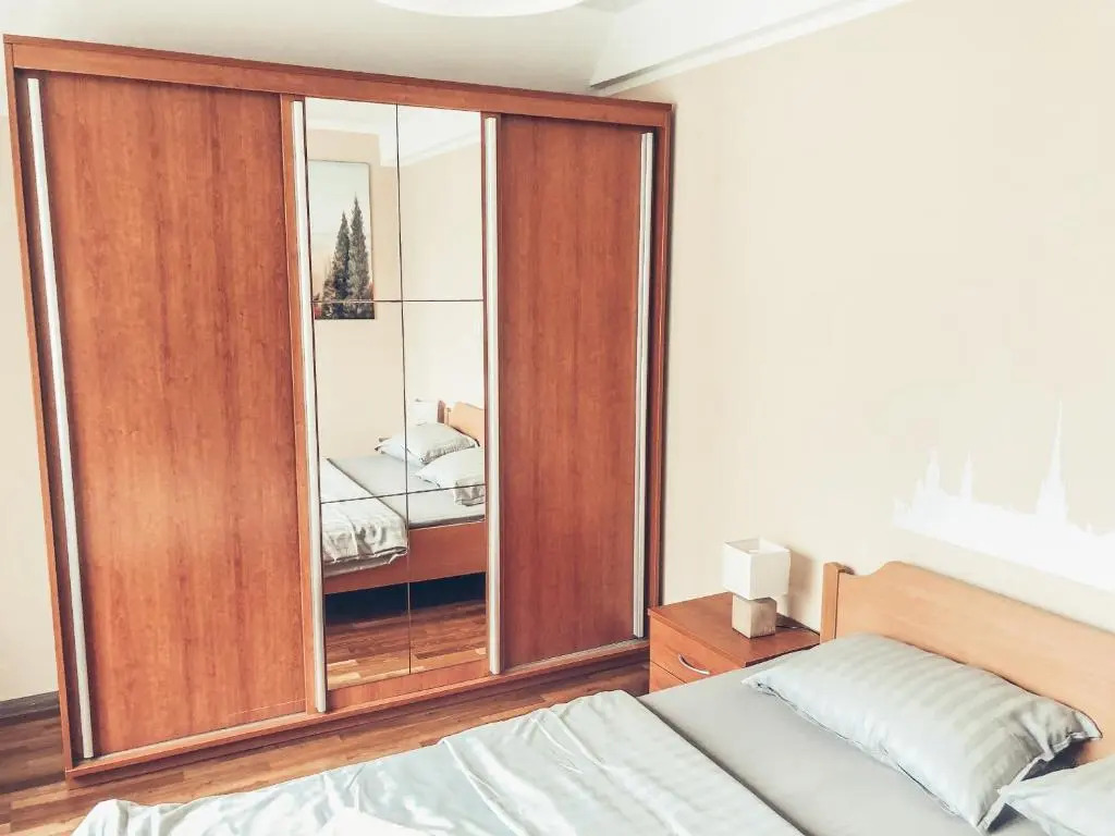 Apartment and rooms Maraton