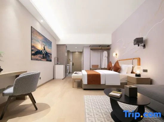 Santi Hotel（Zhuhai Fuhuali Branch）