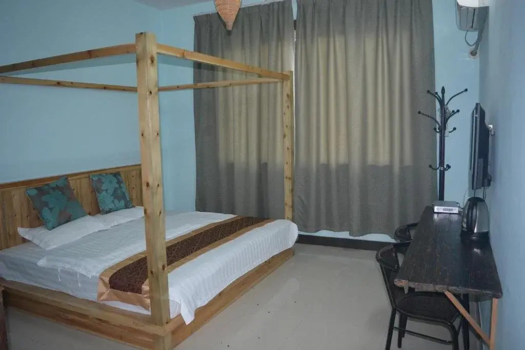 Maple Leaf Inn