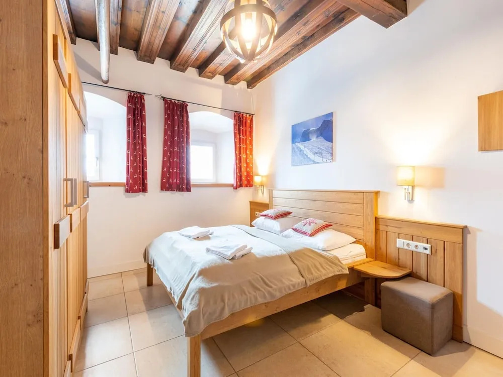 Heritage Chalet in Niedernsill near Ski Area
