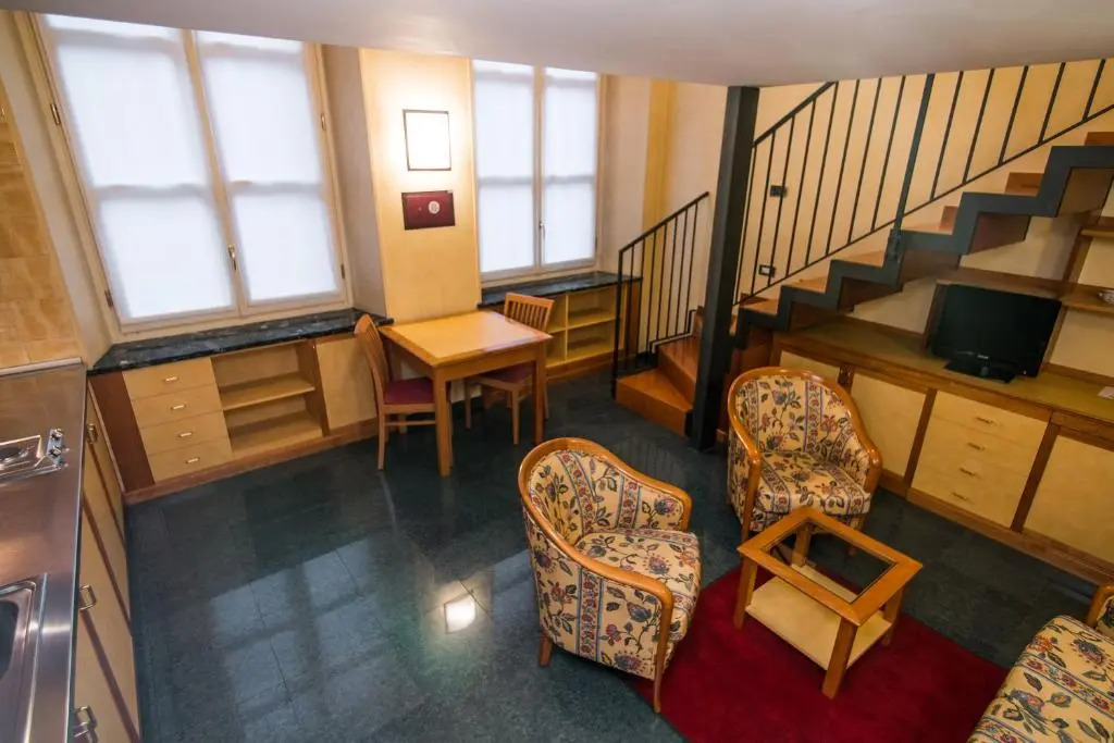 Le Petit Hotel