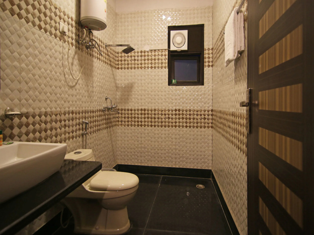 OYO Townhouse 349 Unitech Cyber Park Gurgaon