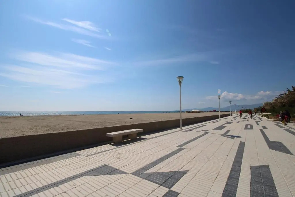 HACIENDA- Grand studio dans le centre avec vue mer