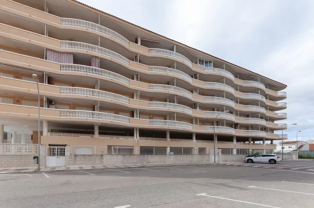 Begonia in Daim s With 2 Bedrooms and 1 Bathrooms
