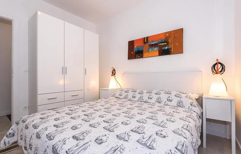 Awesome Home in Brodarica With Wifi and 2 Bedrooms