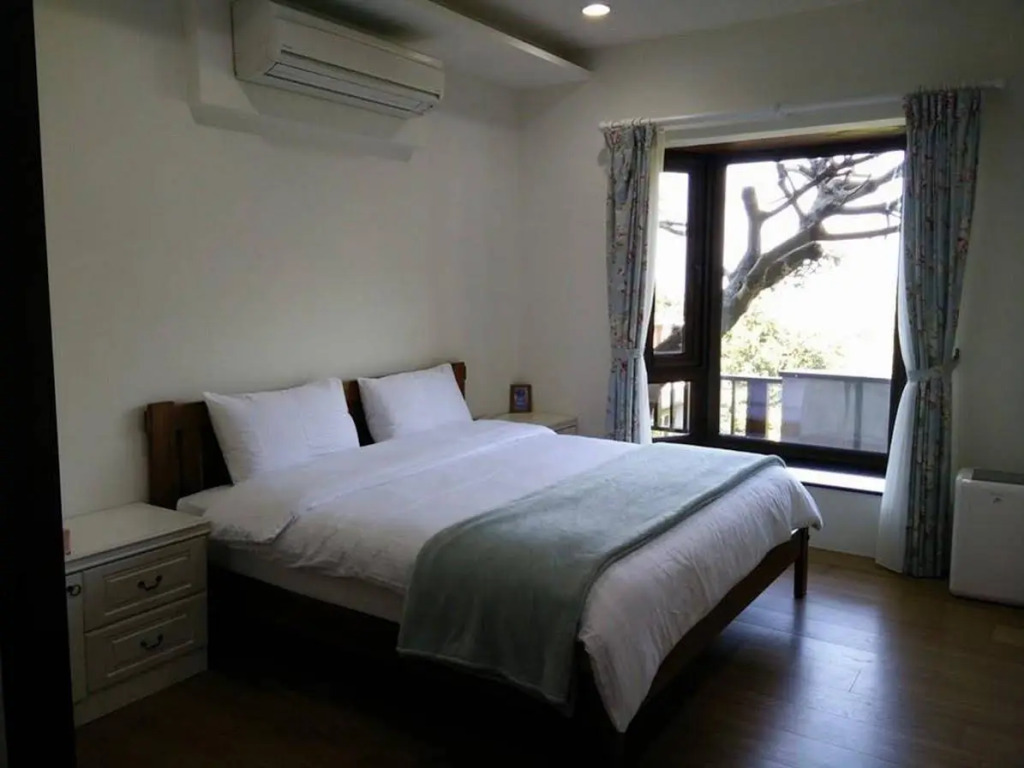 Loft 16 Bed and Breakfast