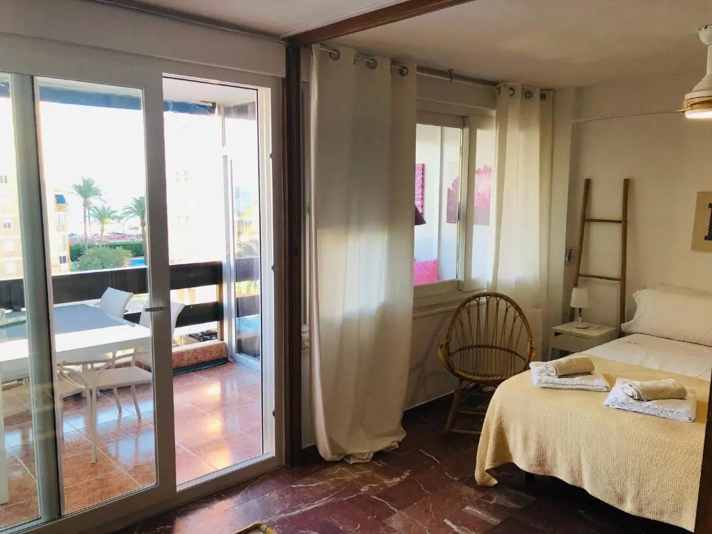 Apartamento frente al mar (Avda costa Blanca)