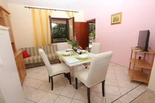 Apartment Dragan