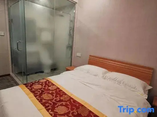 Xinzheng Luhao Boutique Hotel (Huanan City Longhu Jinyi City)