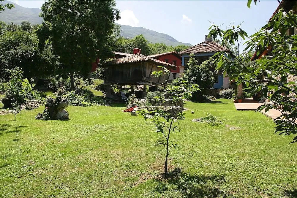 L'Alceu - Hotel Rural y Apartamentos