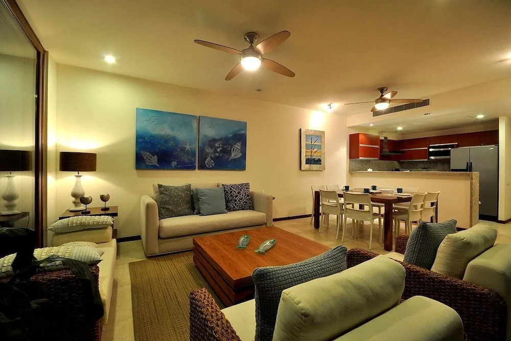 Amura 202 Alamar - 2 Br Apts